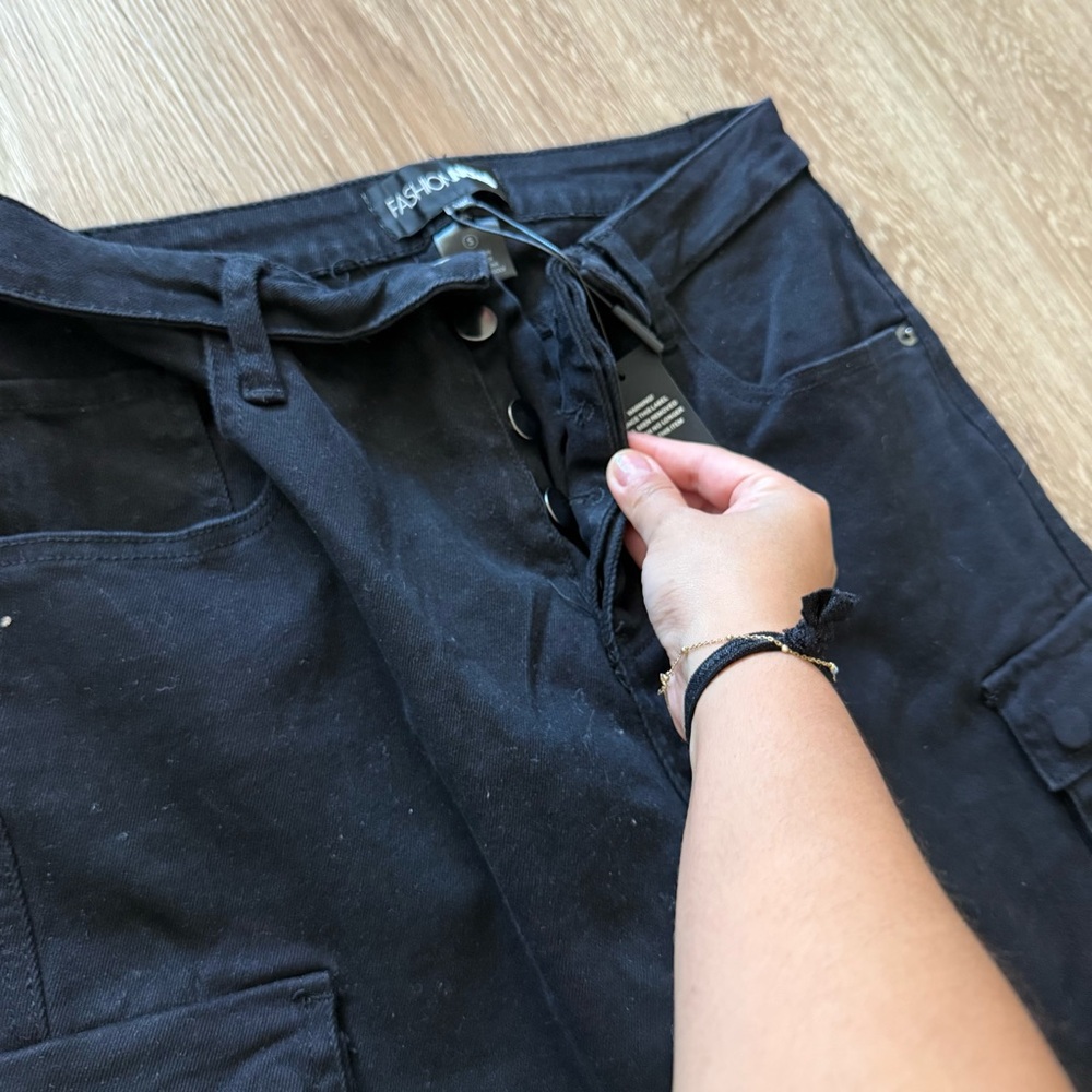 Lot Bundle of 2 Fashion Nova Out for Tonight Fold Over Cargo Denim Pants Small - Picture 9 of 12